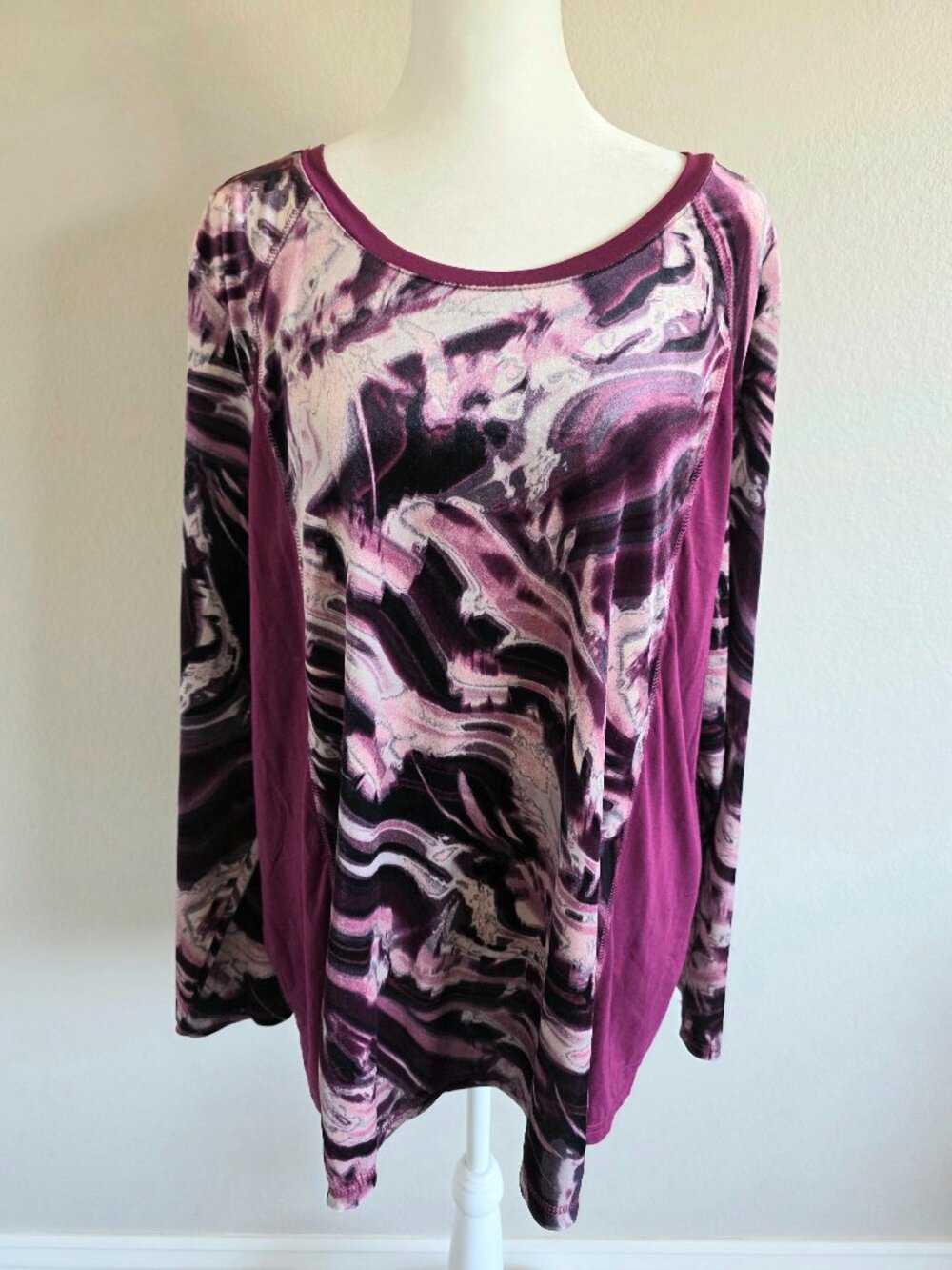 LOGO Lori Goldstein Top Tunic Velor Artsy Print Stretch Purple Size XL Pockets